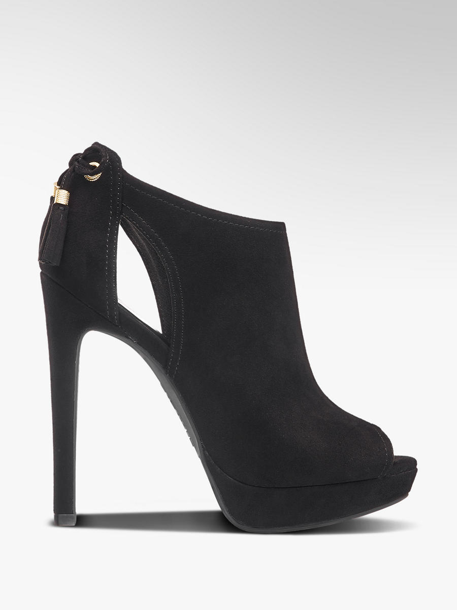 Schwarze Pumps mit Schnürung von Deichmann Schwarze Pumps mit Schnürung von Deichmann